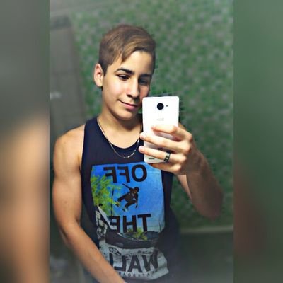 Profile Picture of James Muro (@dylanmuro1) on Twitter