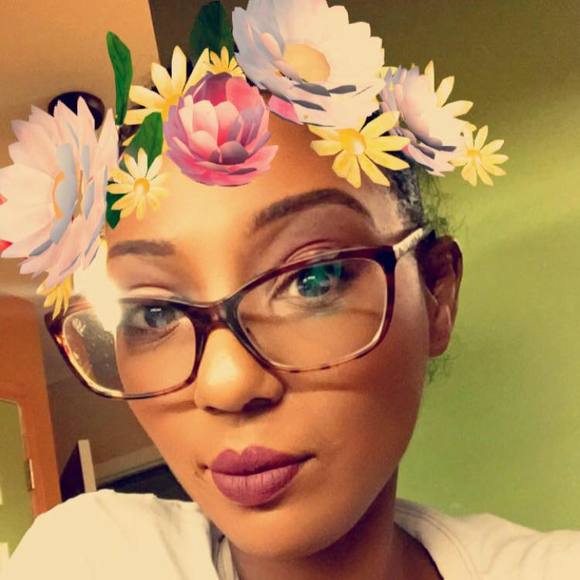Profile Picture of Tanisha Roberts (@linkon_unicorn) on Poshmark