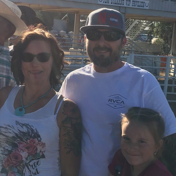 Profile Picture of Shannon Ables-flack (@mrsflack) on Poshmark