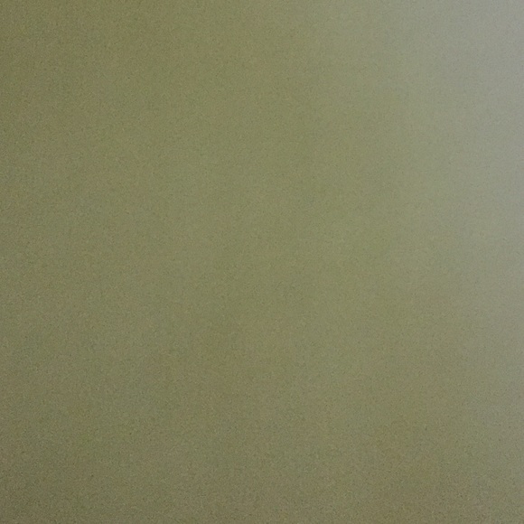 Profile Picture of Yoyo Yiuu (@yoyouo) on Poshmark