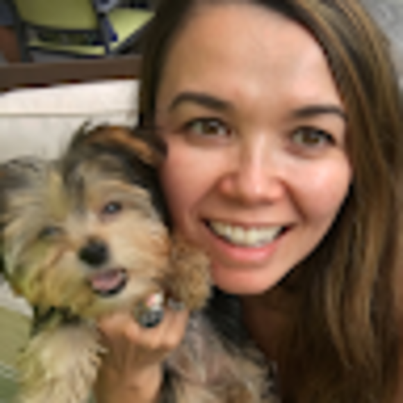 Profile Picture of Jessie Janzen (@jessie_janzen) on Poshmark