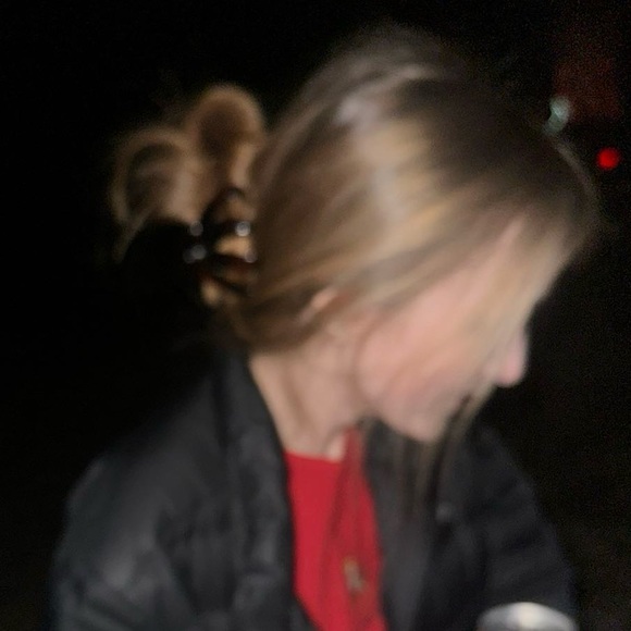 Olivia Evanchick - Poshmark Profile Picture of Olivia Evanchick (@m_evanchick) on Poshmark