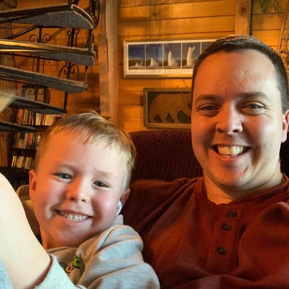 Profile Picture of Travis Standley (@sta07001) on Poshmark