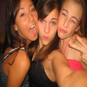 Profile Picture of Amy Philpott (@jahbests) on Myspace