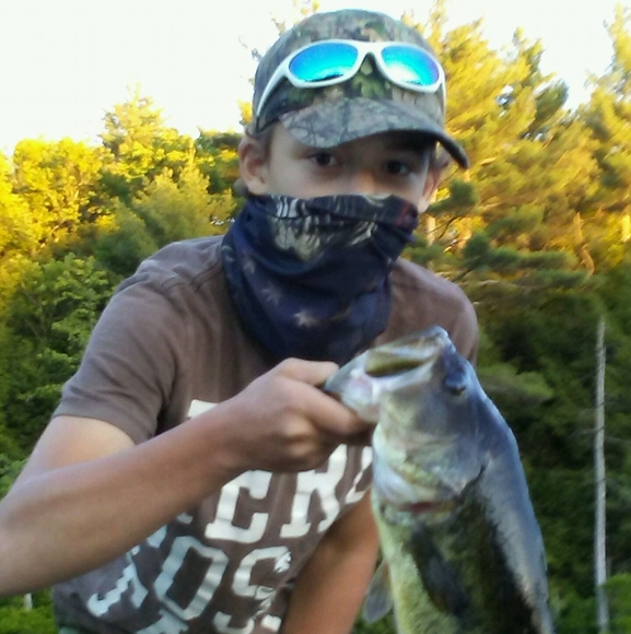 Profile Picture of Matthew Gracia (@matthewgracia11) on Poshmark