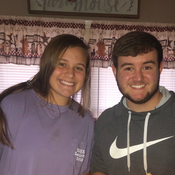 Profile Picture of Paige Downing (@downing_p) on Poshmark