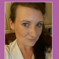 Profile Picture of Vikki Roberts (@VikkiRoberts10) on Twitter