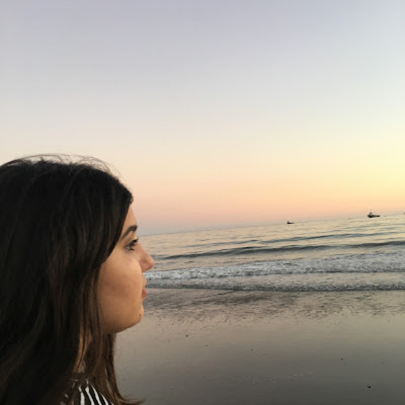 Profile Picture of Maya Evans (@mayasbhardwaj) on Poshmark