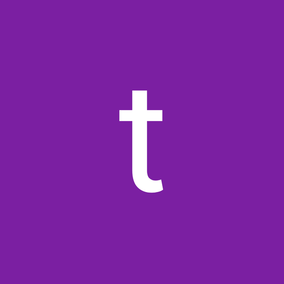 Profile Picture of Taylor Renfrow (@taylorrenfrow) on Poshmark