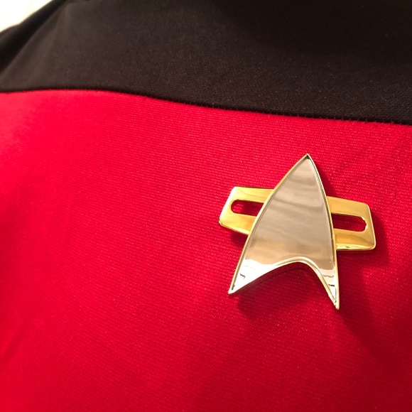 Alexander Rowles - Poshmark Profile Picture of Alexander Rowles (@rowlesalexander) on Poshmark