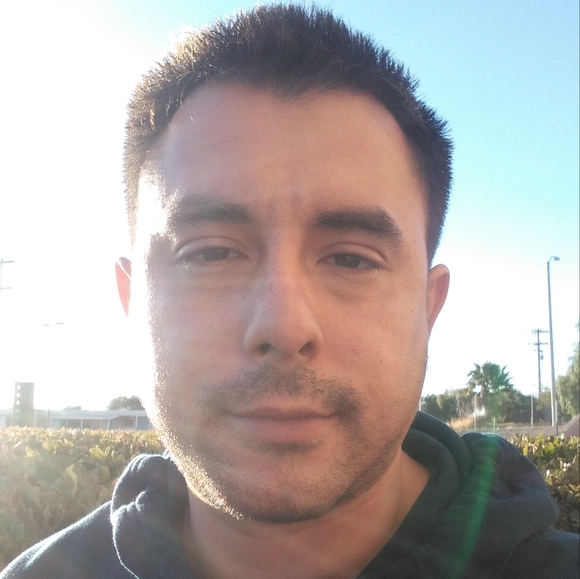 Profile Picture of Xavier Berver (@davidgriffintho) on Poshmark