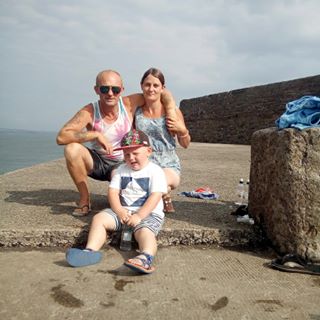 Profile Picture of Adam Hartshorn (@kimberly.greenaway1) on Facebook