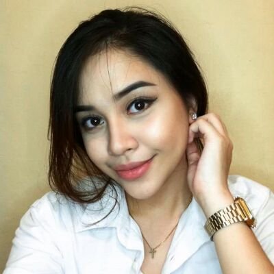 Profile Picture of Rose Sab (@RoseSab2) on Twitter