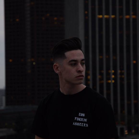 Profile Picture of Tony Gonzalez (@tonygeezus) on Poshmark