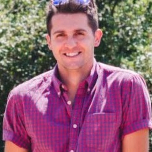 Profile Picture of Kevin Cernik (@kevincernik) on Poshmark