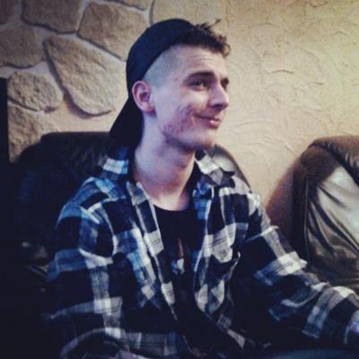 Profile Picture of Patrick Glowacki (@vvGTSvv) on Twitter