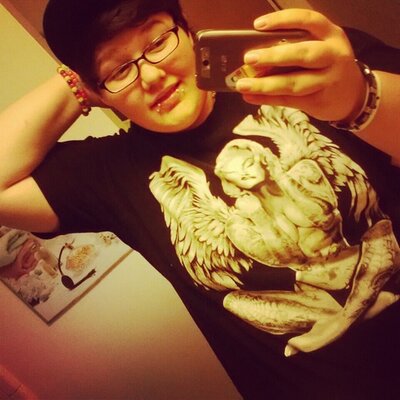 Profile Picture of Penny Lane Campbell (@PurpleDino02) on Twitter