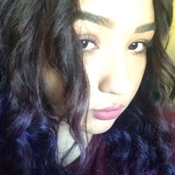 Profile Picture of Maria cecilia Silva (@msilverz) on Poshmark
