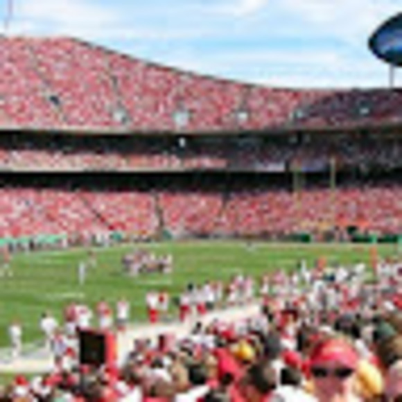 Profile Picture of Paul Preston (@paulcpreston) on Poshmark