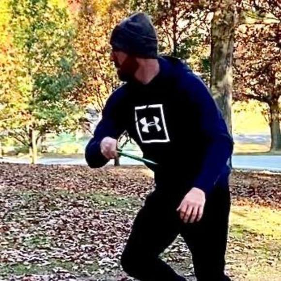 Profile Picture of David Arnold (@davidarnold0215) on Poshmark