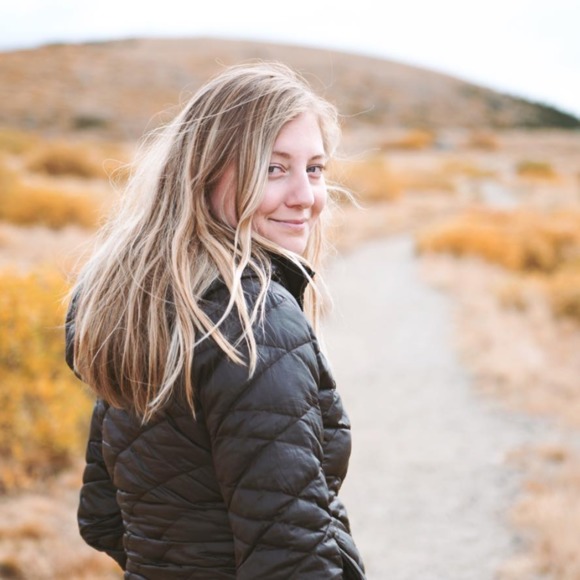 Profile Picture of Melissa Lucas (@hipeclectic) on Poshmark