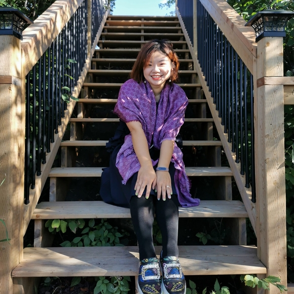 Profile Picture of Rita Zhao (@zhaoyinane) on Poshmark