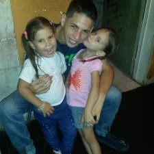 Profile Picture of Alexander Goncalves (@alexand21708427) on Twitter