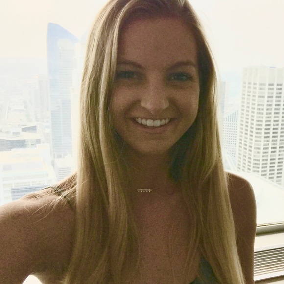 Profile Picture of Alexandra Harwell (@abharwell) on Poshmark