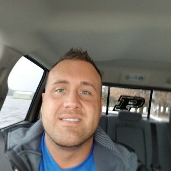 Profile Picture of Matt Reynolds (@malreyno84) on Poshmark