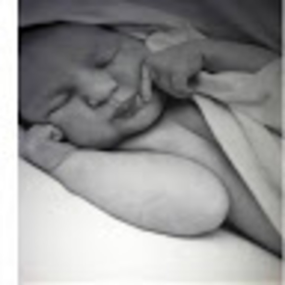 Profile Picture of Nicole Rabbito (@nrabbito) on Poshmark