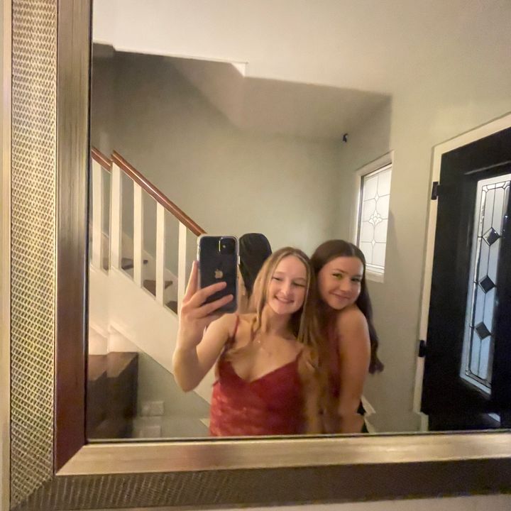 Profile Picture of mia (@mia.downeyy) on Tiktok