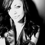 Profile Picture of Jillian Valentine Oak (@rebelandgrace) on Instagram