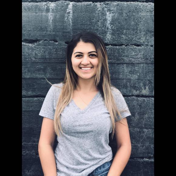 Profile Picture of Ranine Haidous (@raninehaidous) on Poshmark