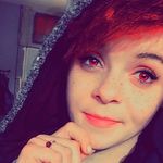 Profile Picture of Shannon Knapp (@lilredshannon) on Instagram