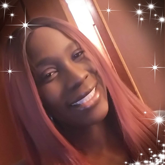 Profile Picture of Tanecia Woolfork (@mrsdw2) on Poshmark