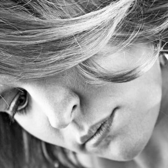 Profile Picture of Kate Marzec (@k8tsierz) on Poshmark