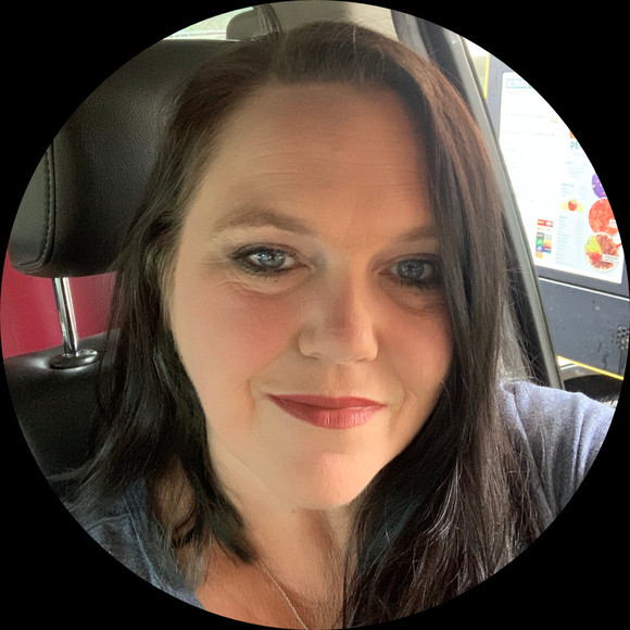 Profile Picture of Kim Brodie (@kbrodie) on Poshmark