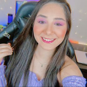 Profile Picture of Nanda Nogueira (@nandanog__) on Pinterest