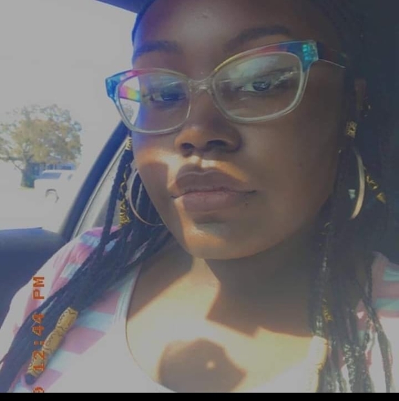 Profile Picture of Brianna Crain (@bzcrain13) on Poshmark