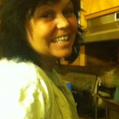 Profile Picture of Amy Rena Karcher (@naturallyrena) on Twitter