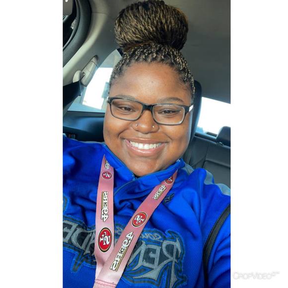 Profile Picture of Jade Mcdowell (@jadeelysse) on Poshmark