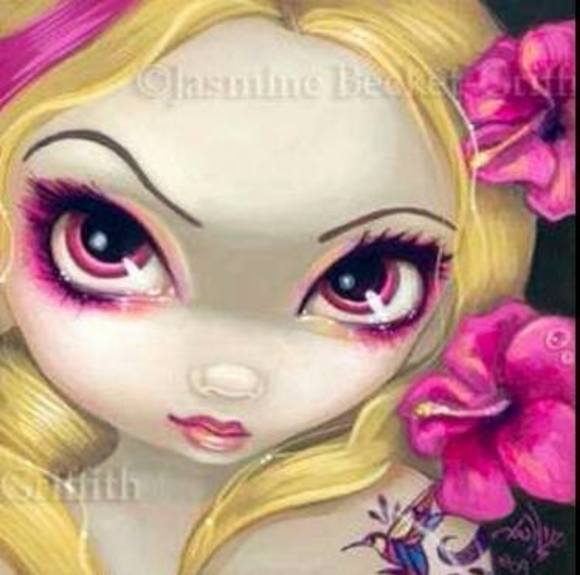 Profile Picture of Amy Shenkel (@bwatgirl) on Poshmark