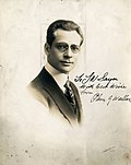 Profile Picture of Oliver Wallace - Wikipediaon Wikipedia