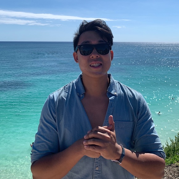 Profile Picture of Jason Hoang (@jason_hoang) on Poshmark
