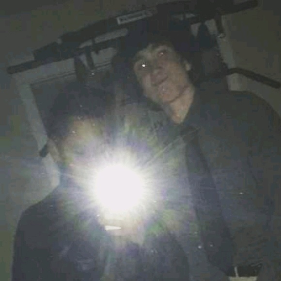 Profile Picture of Ian Killham (@ian_909) on Poshmark