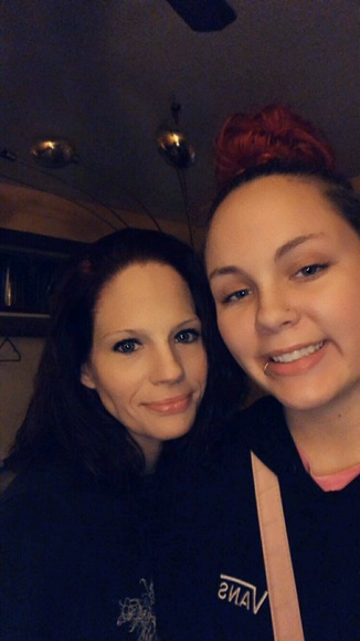 Profile Picture of Carrie Presson (@carrie_presson) on Poshmark