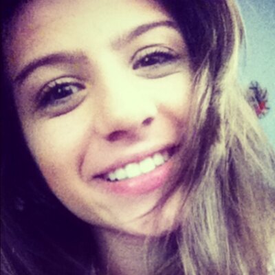 Profile Picture of Júlia Custódio (@juliacustodio_) on Twitter