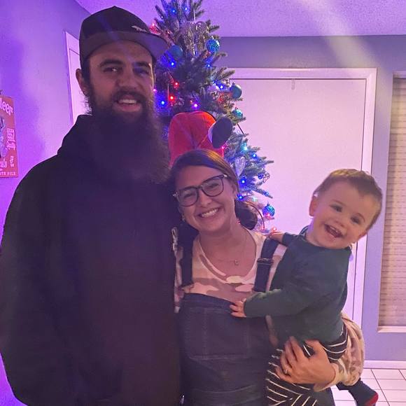 Profile Picture of Elizabeth Heinlen (@bethheinlen) on Poshmark