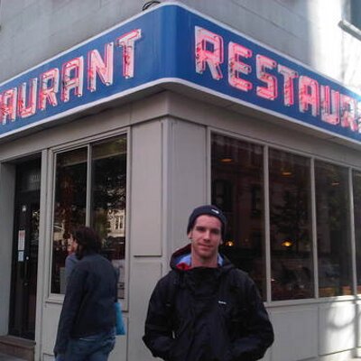 Profile Picture of Alex (@BimboAlex) on Twitter