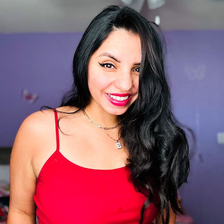 Profile Picture of Claribel__ (@claribel__) on Tiktok